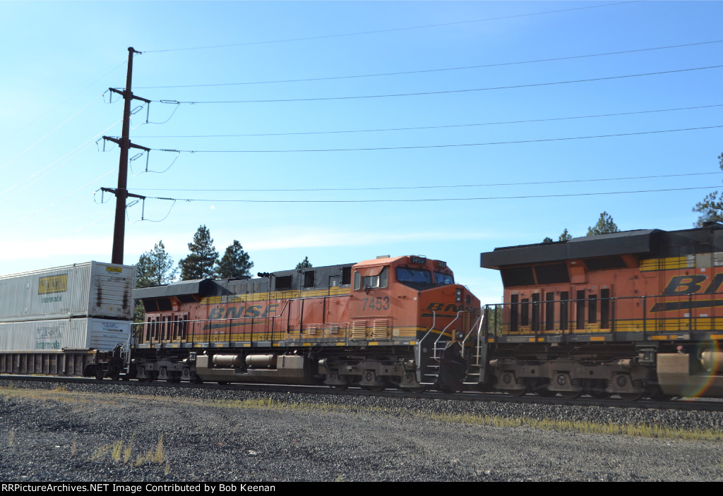 BNSF 7453